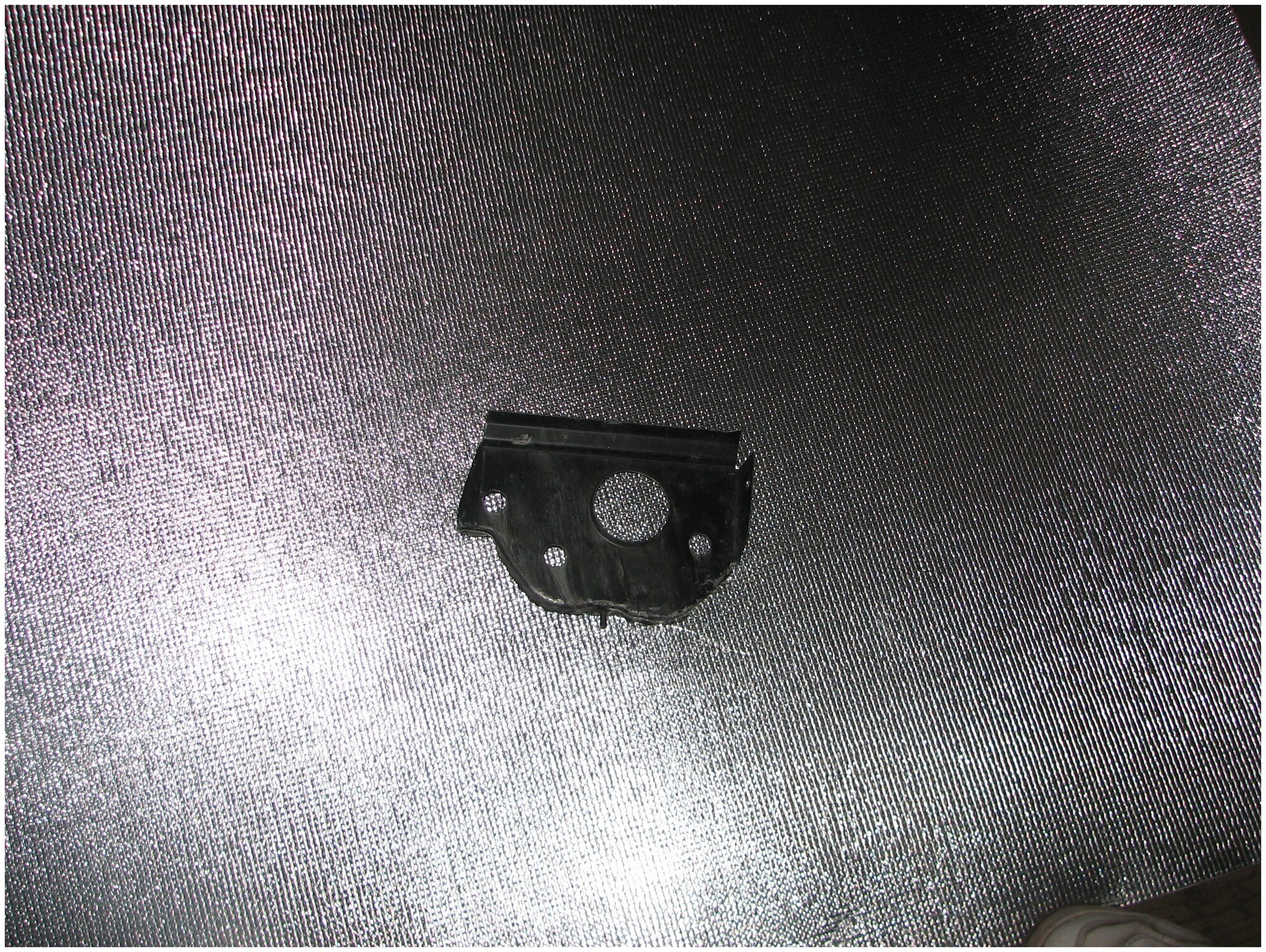 Полка заливной горловины ваз 2114 86 фото