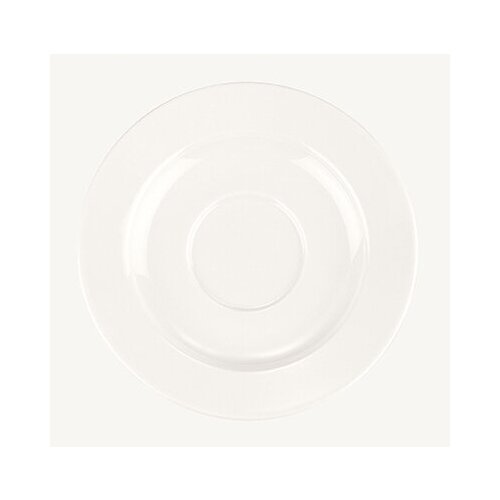 Блюдце диаметр 16 см.