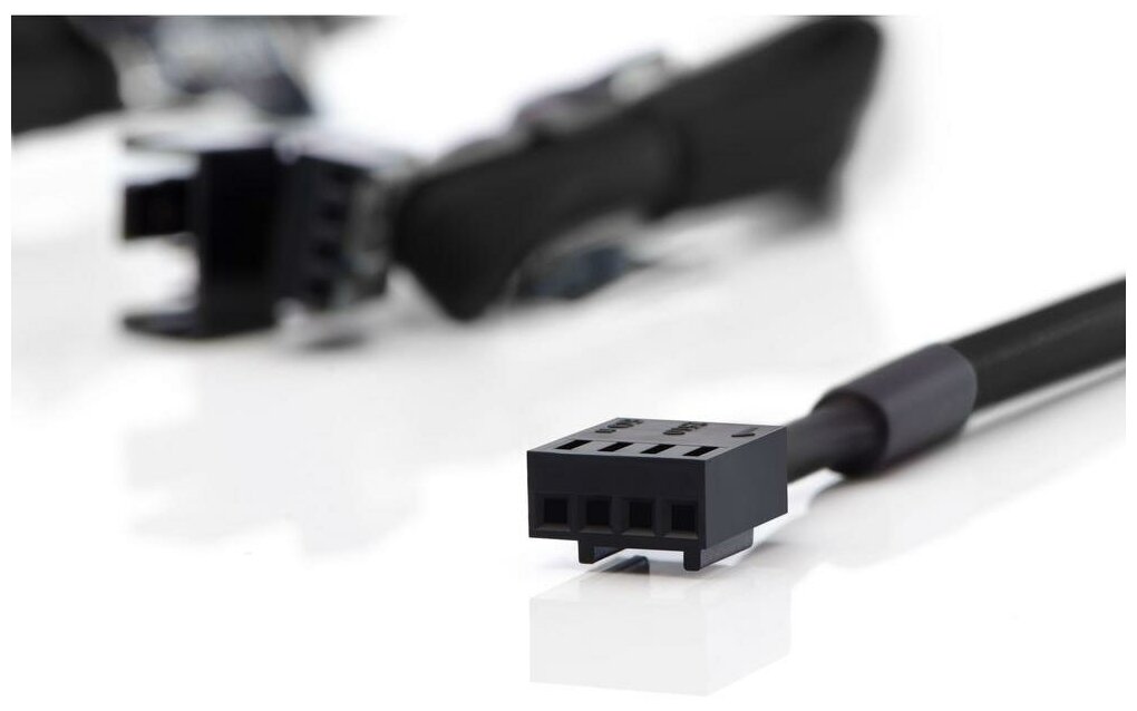 Noctua 4pin PWM Fan cable 30 см 3pc NA-SEC1