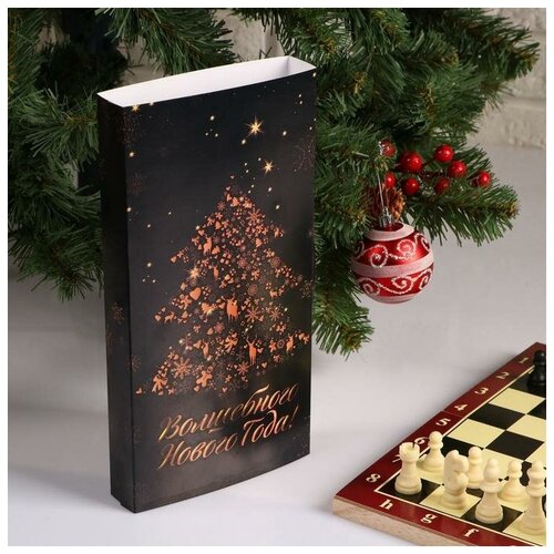 фото Время игры шахматы "волшебного нового года", дерево, 29x29 см