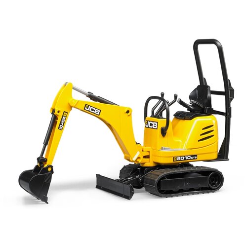 Экскаватор Bruder Мини JCB 8010 CTS (62-003) 1:16, 17 см, желтый/черный экскаватор bruder jcb 4cx 02 428 1 16 52 см желтый черный