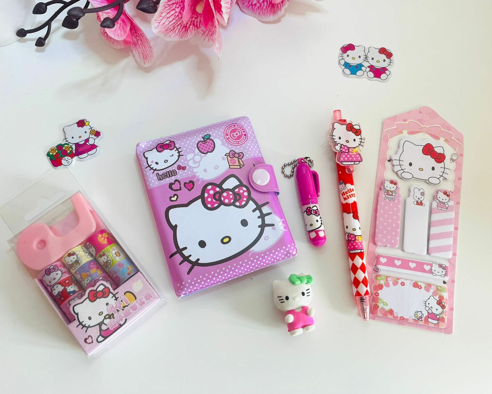 Подарочный канцелярский набор Hello Kitty Хеллоу Китти из 6 предметов
