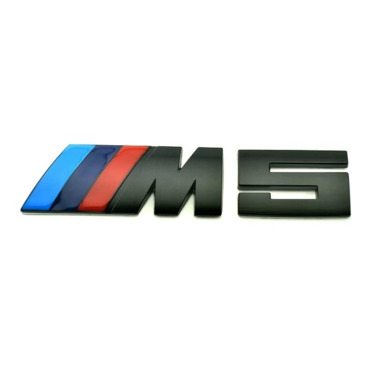 Шильдик для BMW M5 на багажник черный