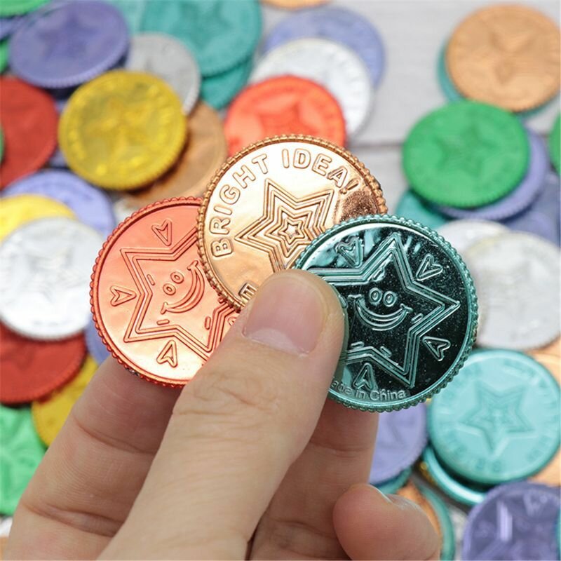 Пиратская золотая монета семицветная счастливая монета