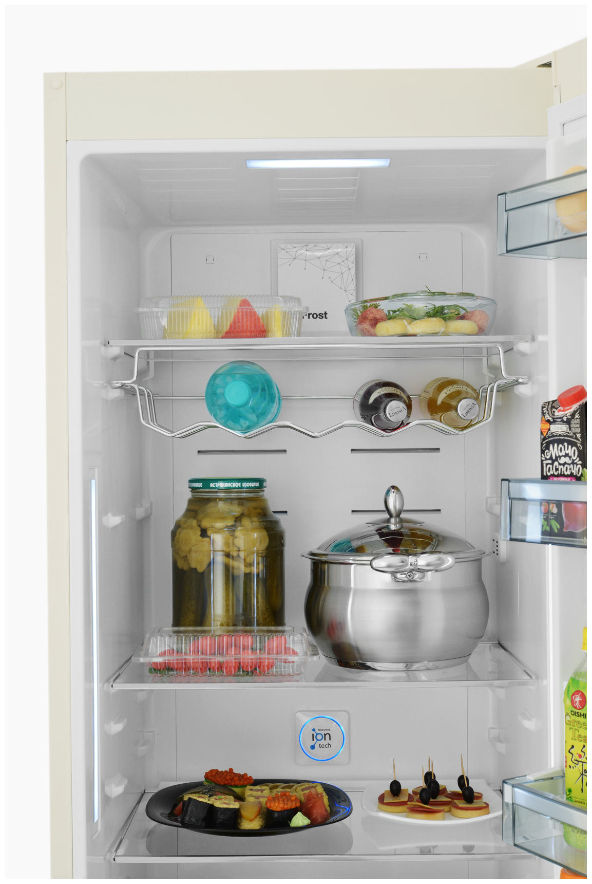 Холодильник Side by Side Scandilux SBS711EZ12B (FN711E12B+R711EZ12B) - фотография № 8