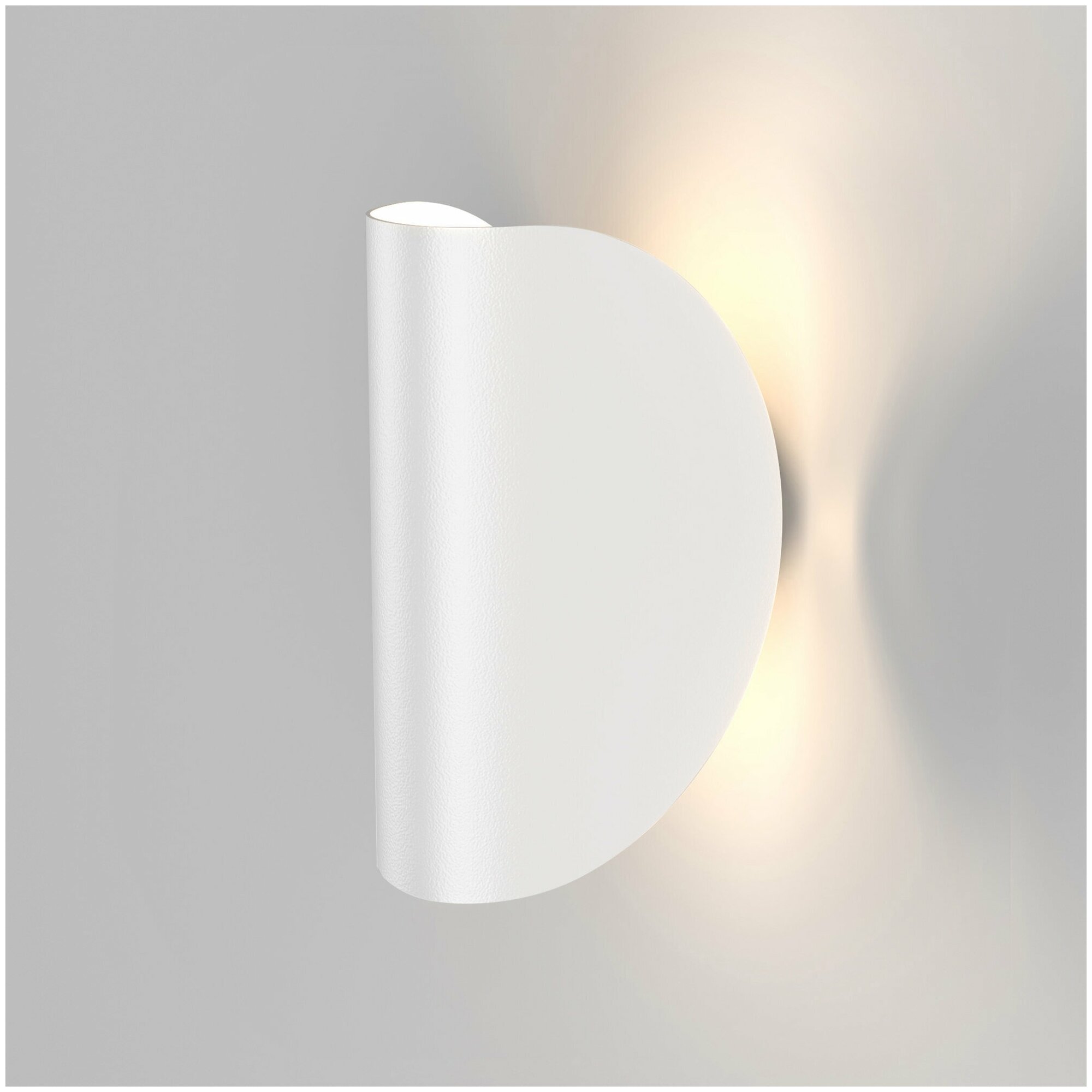 Настенный светодиодный светильник Elektrostandard Taco 1632 TECHNO LED белый IP54