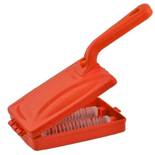 Щетка для ковров с двумя роликами красный 219₽