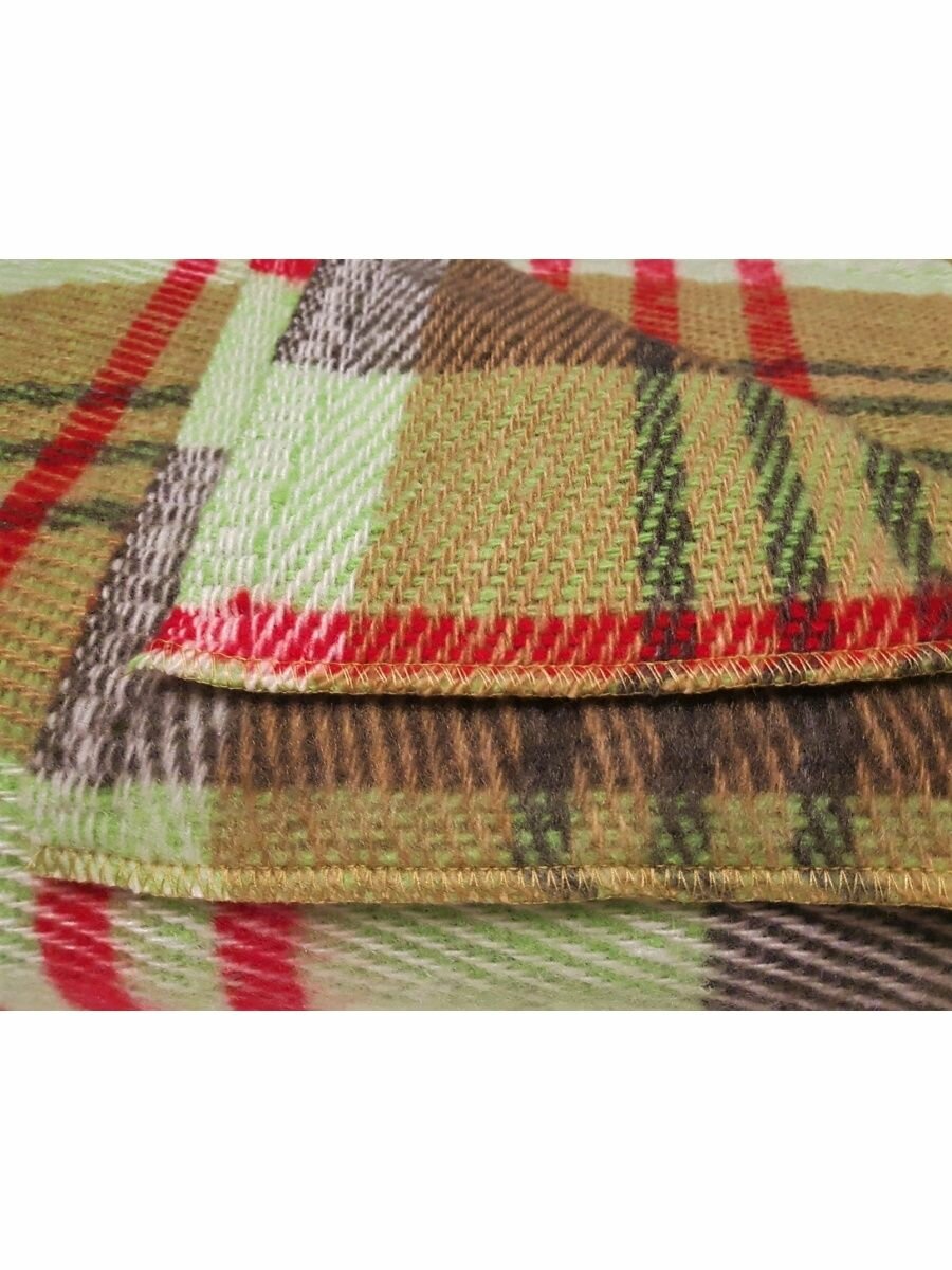 Одеяло-плед 150 х 200 см, зеленый с красным пл.420 - фотография № 4