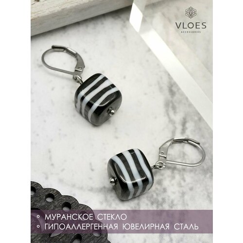 Серьги Vloes Cherry&Chocolate, муранское стекло, стекло, черный, белый