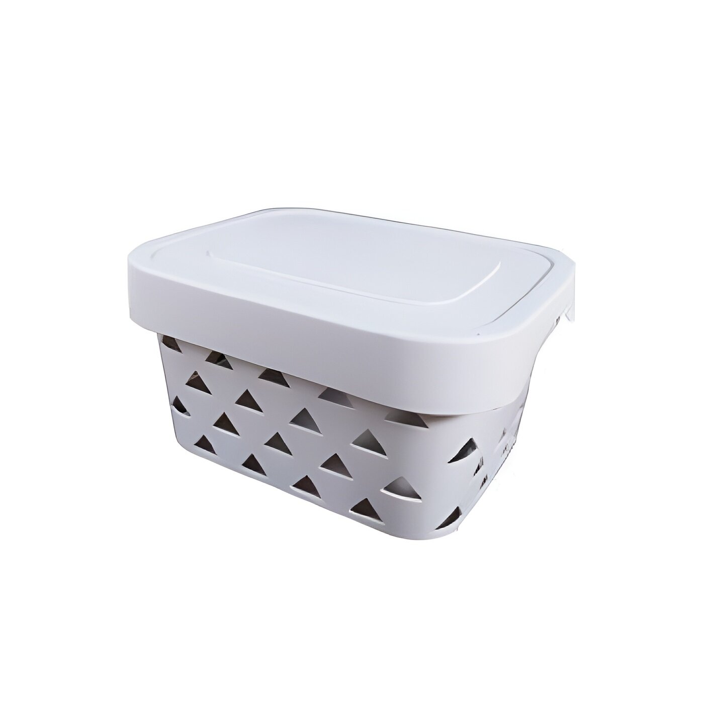 Корзина имеет крышку и боковые стороны с узором из треугольных отверстий.