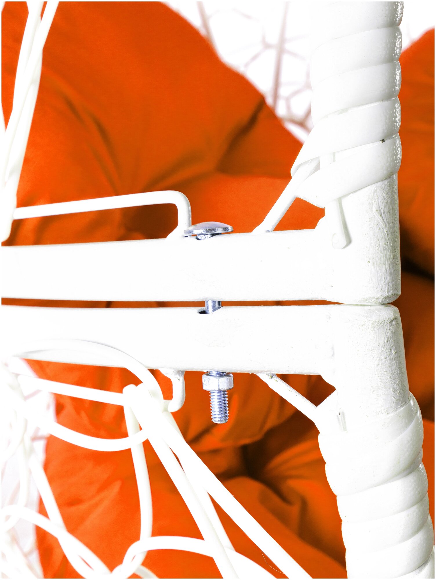 Кресло белое M-Group Апельсин ротанг, 11520107 оранжевая подушка - фотография № 8