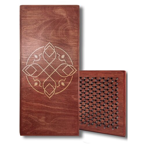 фото Доска садху красная мандала - 1, размер 31x14, шаг гвоздей 10 мм чакра