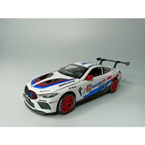 Модель автомобиля BMW M8 GTE коллекционная металлическая игрушка масштаб 1:24 белый модель автомобиля сборная на радиоуправлении rastar bmw m8 gte масштаб 1 18