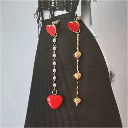 Комплект серег The Minimalist, кристаллы Preciosa, жемчуг культивированный, шпинель синтетическая, жемчуг имитация, пластик, акрил, искусственный камень, металл, размер 7 мм, бордовый, золотой