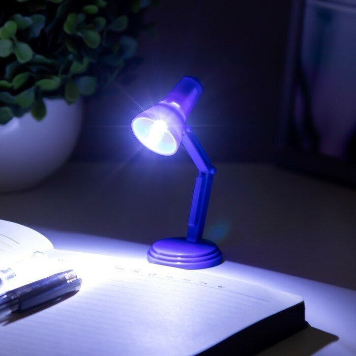 Ночник "Настольная лампа" LED 0.5Вт от батареек LR41 синий 4х4х11 см - фотография № 2
