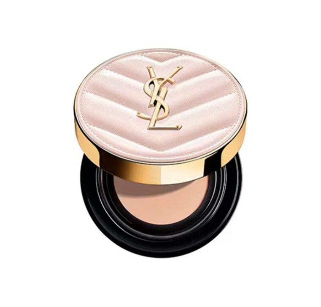 Tональный кушон Yves Saint Laurent...