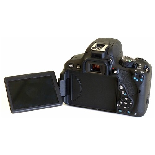 Canon EOS 700D Body 3600000₽