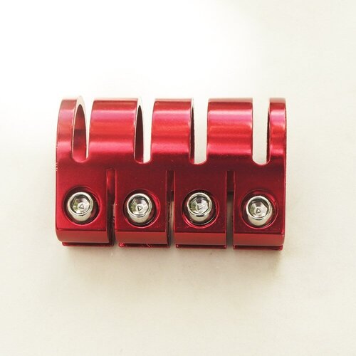 фото Четырехболтовой хомут на руль (32 мм) красный электросамокатов evo, headway, kugoo, vektor