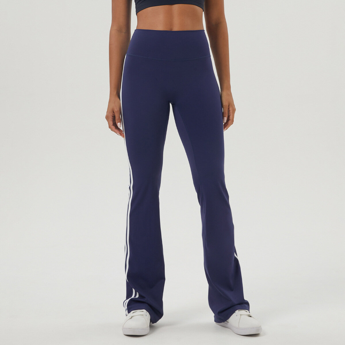 Брюки спортивные