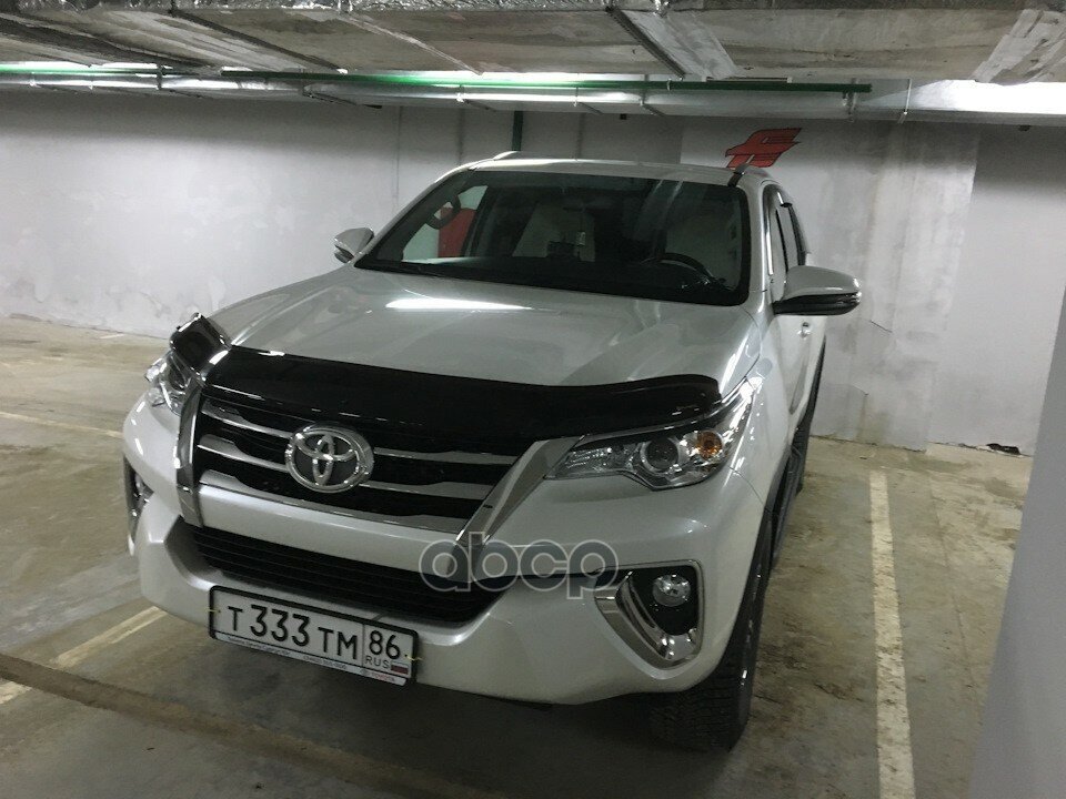 Дефлектор Капота Toyota Fortuner, 2015-, Темный SIM арт. NLDSTOFOR1512