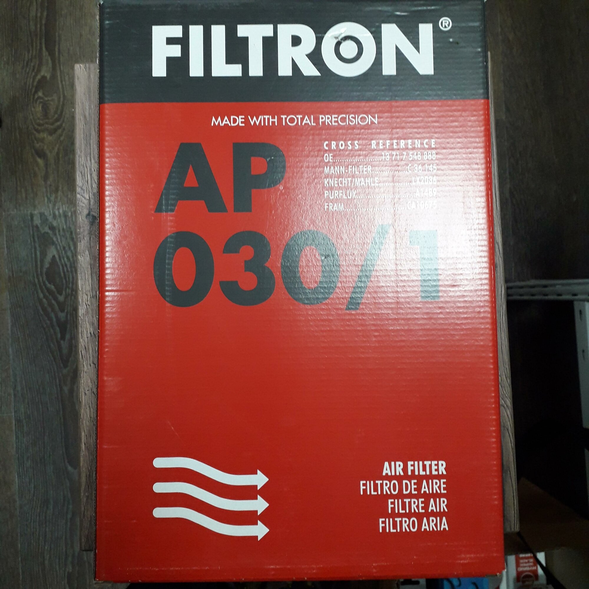 Воздушный фильтр Filtron - фото №16
