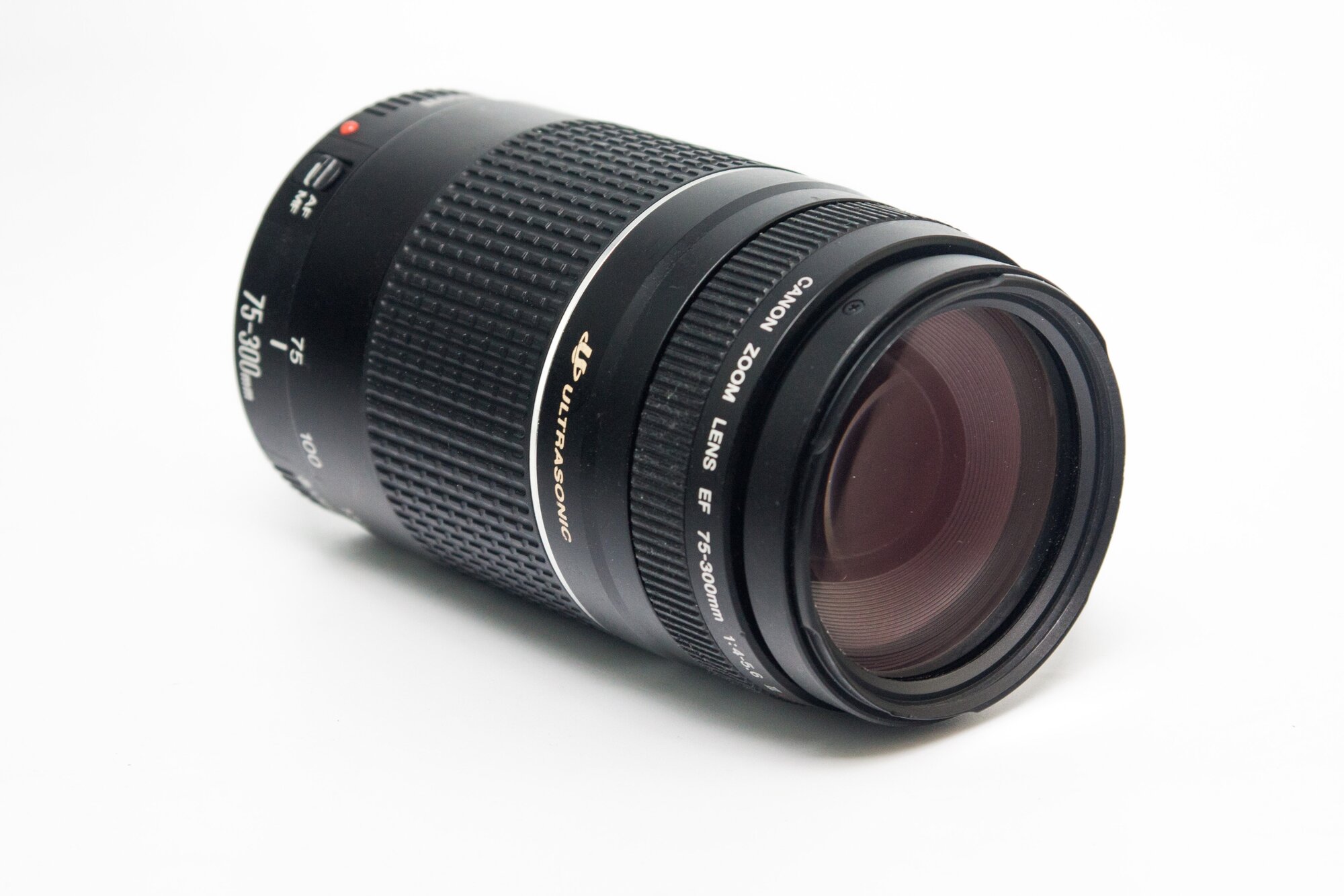 Canon Zoom EF 75-300mm f4-5.6 III USM
