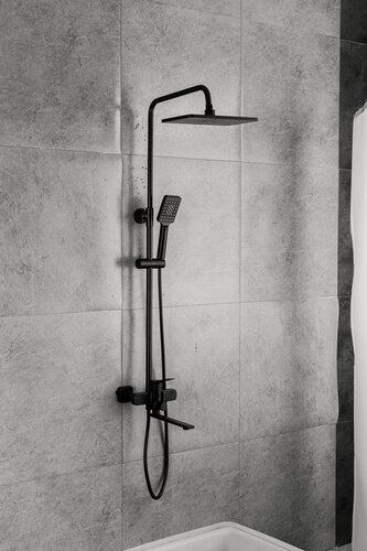 Изображение товара Душевая стойка для ванны Frap F2462 латунь, черный, покрытие PVD, управление рычажное