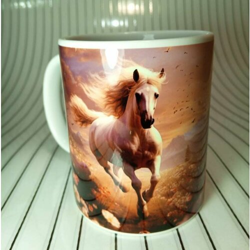 Кружка «Белая лошадь на поле из цветов».