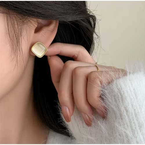 Серьги пусеты Стайл Групп, опал синтетический, размер 13 мм, золото