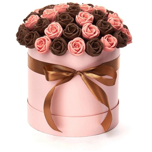 Розы из шоколада 101 шт. CHOCO STORY в Розовой Шляпной коробке: Розовый и Шоколадный Бельгийский шоколад, 1212 гр. SH101-R-RSH