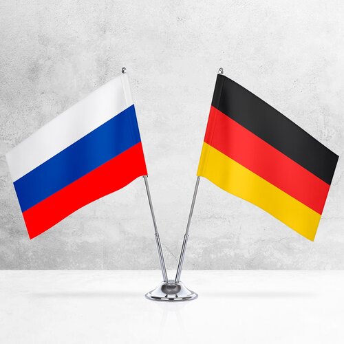 Настольные флаги России и Германии на металлической подставке под серебро настольные флаги россии и германии на пластиковой подставке под серебро