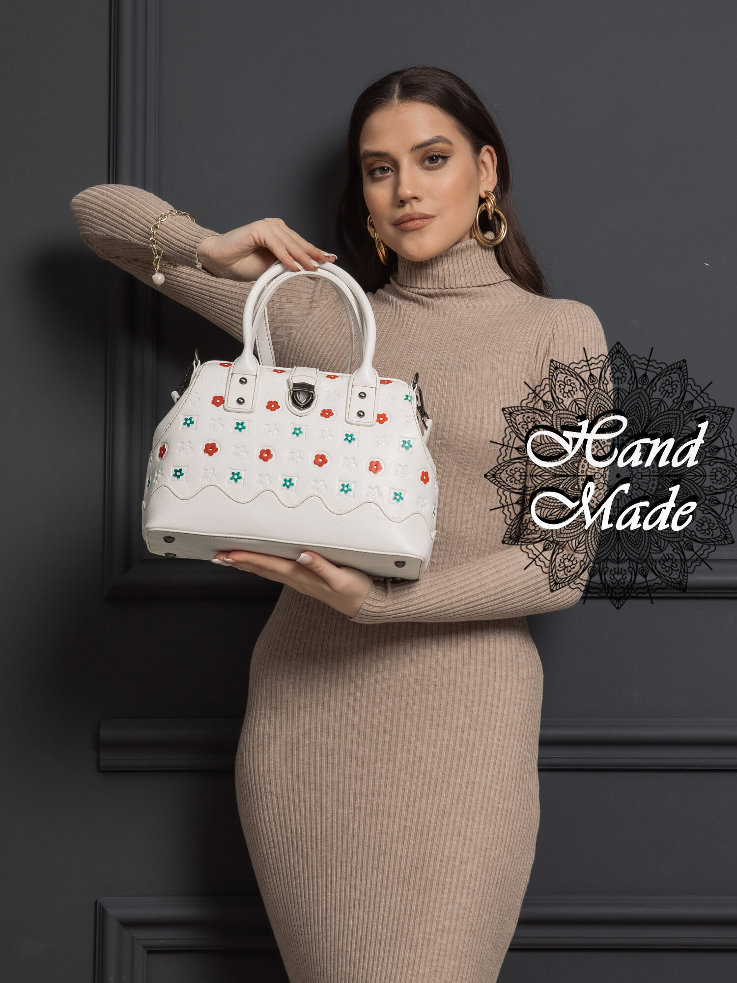 фото Сумка дамская классическая из кожи ретро винтажная