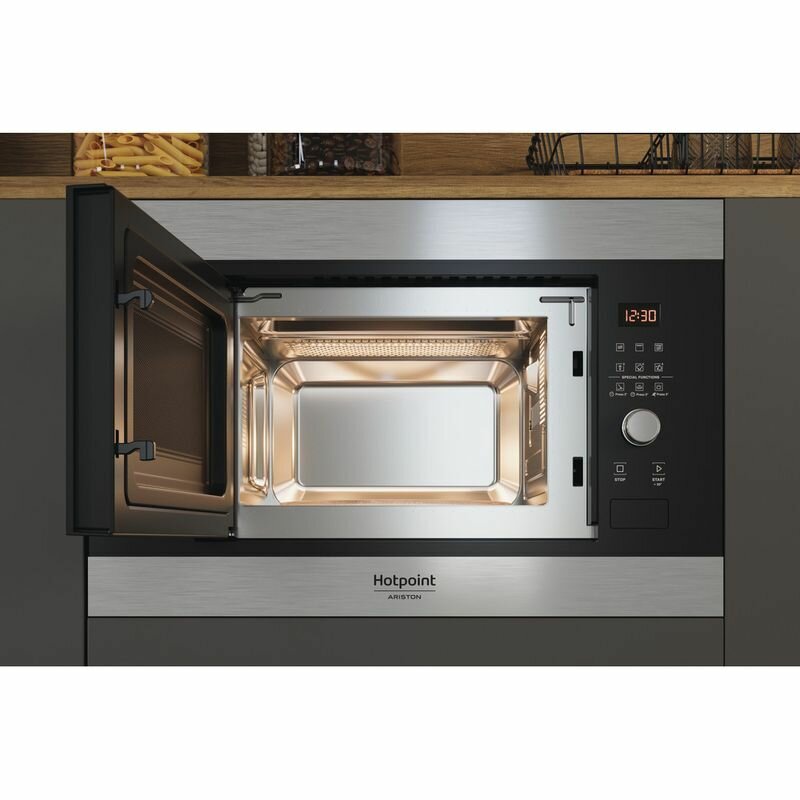 Встраиваемая микроволновая печь Hotpoint MF20G IX HA - фотография № 11