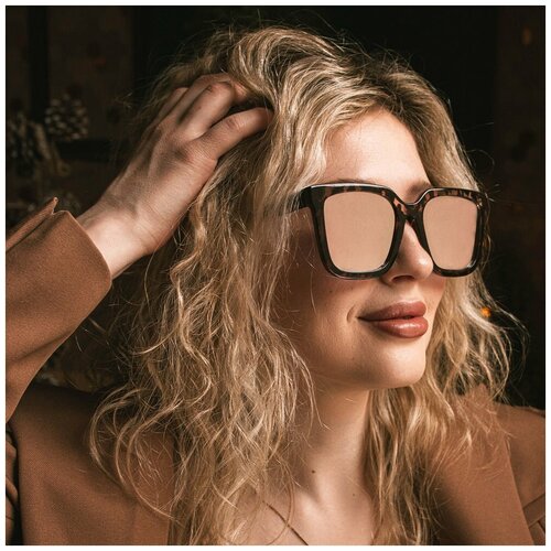 Солнцезащитные очки Alberto Casiano розовый 2529₽