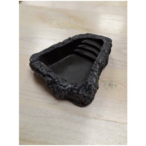 Поилка-камень для рептилий 