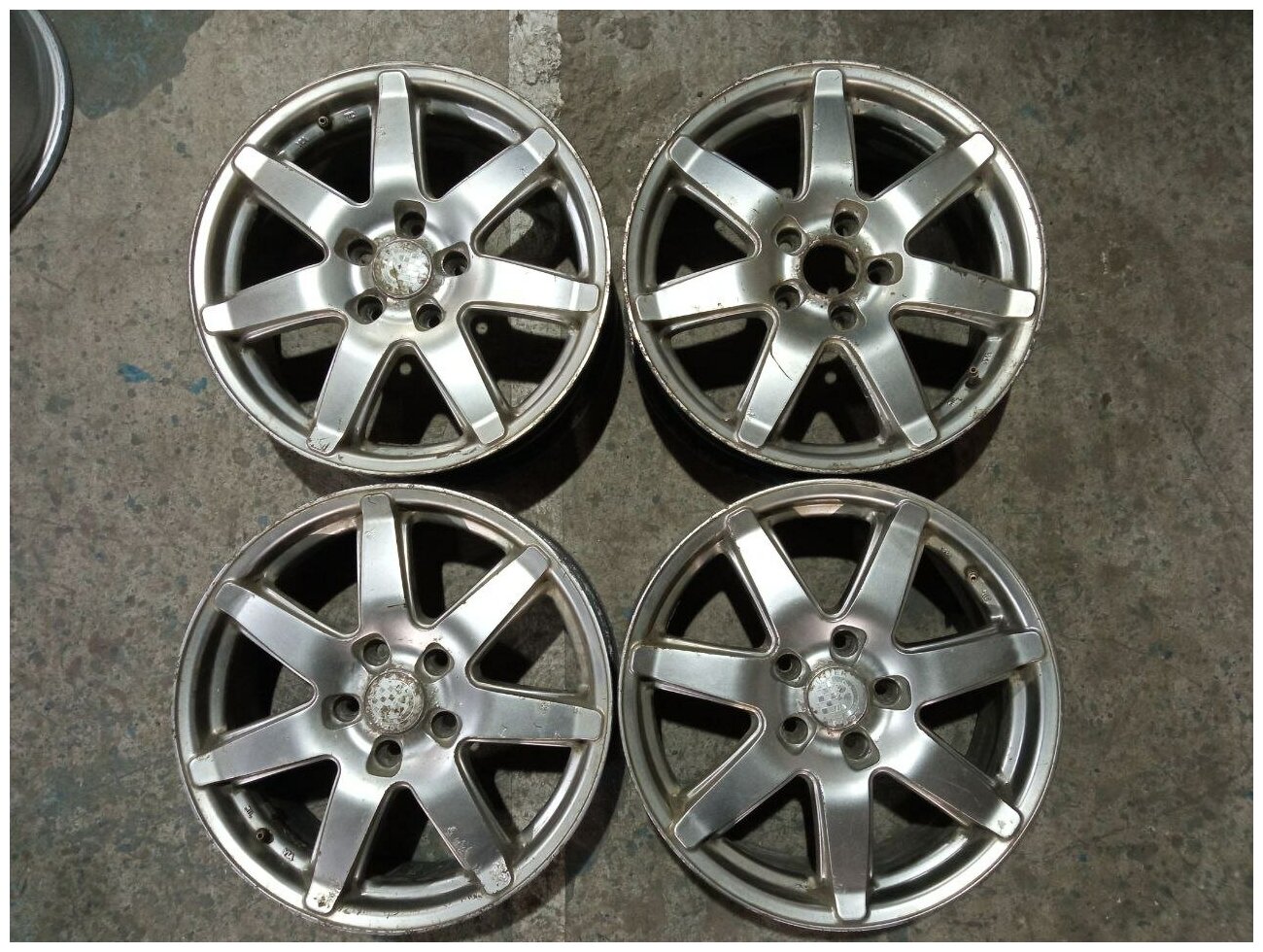 Колесные диски Replica 7xR17/5x114.3 73.1 (Реплика)