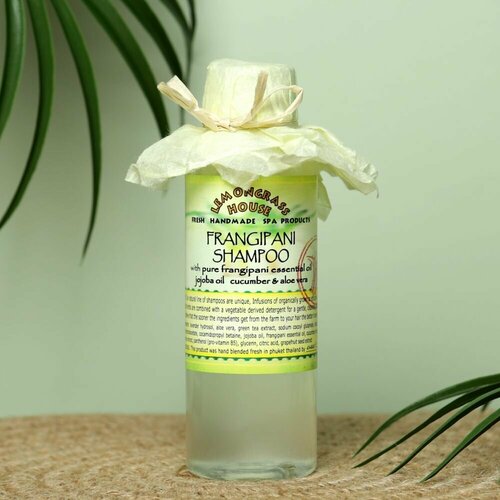 Шампунь для волос 120мл Франжипани от Lemongrass House Таиланд Универсальный натуральный безсульфатный с цветочным ароматом и эфирным маслом без силиконов и парабенов 1101₽