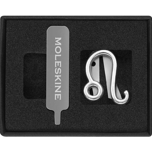 Шильдик-знак Зодиака ЛЕВ Moleskine LEO на резинку для блокнотов матовое серебро 800₽