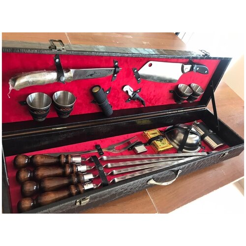 Набор шампуров подарочный в практичном футляре 14