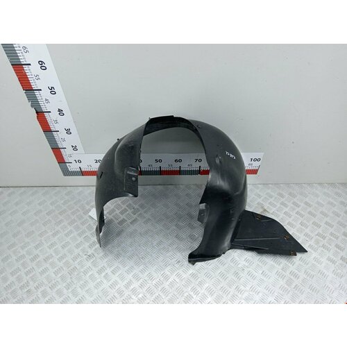 Подкрылок защита крыла передний левый Volkswagen Fox 5Z0809957G 4950₽