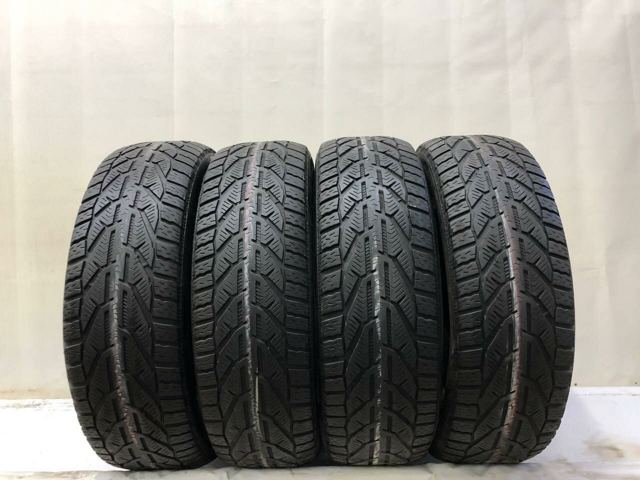Tigar Winter 205/65 R16 БУ Шины Зимние
