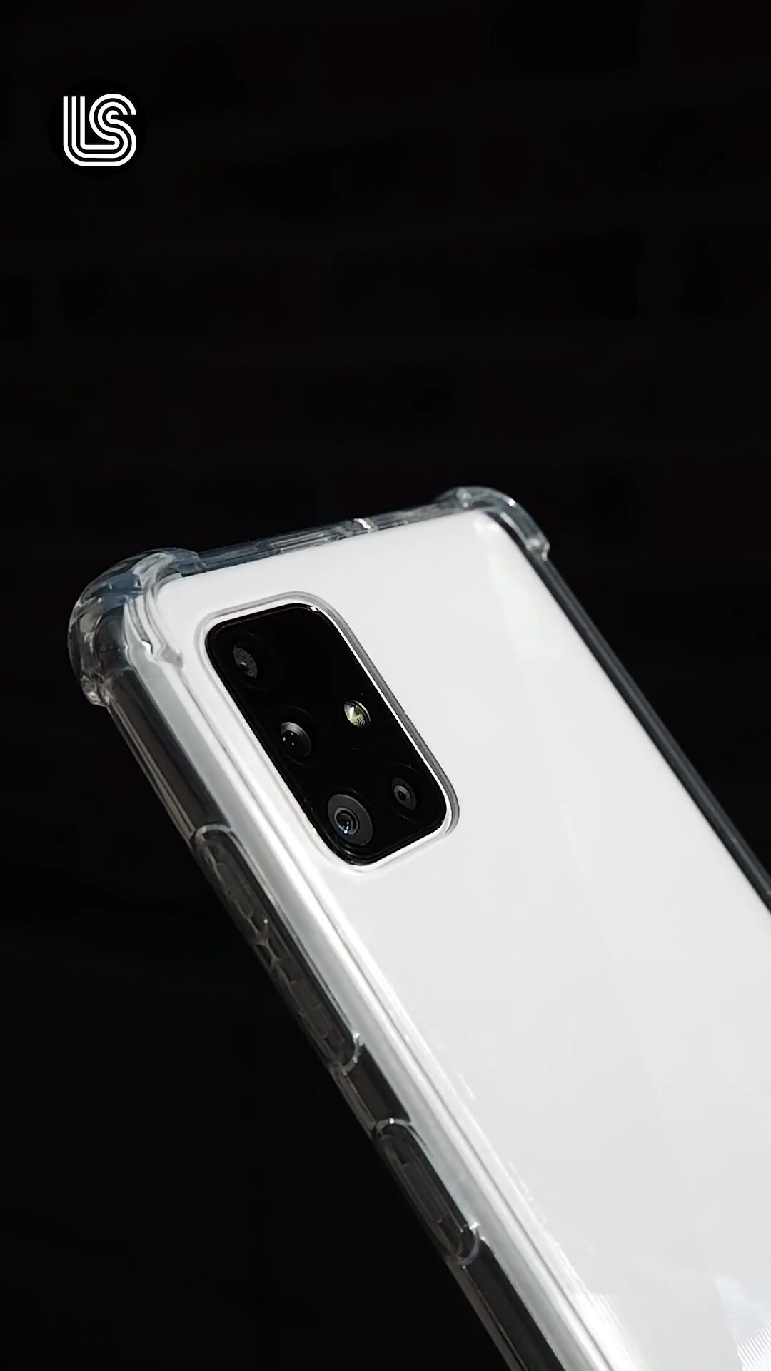 Чехол для Samsung Galaxy S22 Ultra противоударный, прозрачный силиконовый чехол с защитой углов и камеры — фото 1