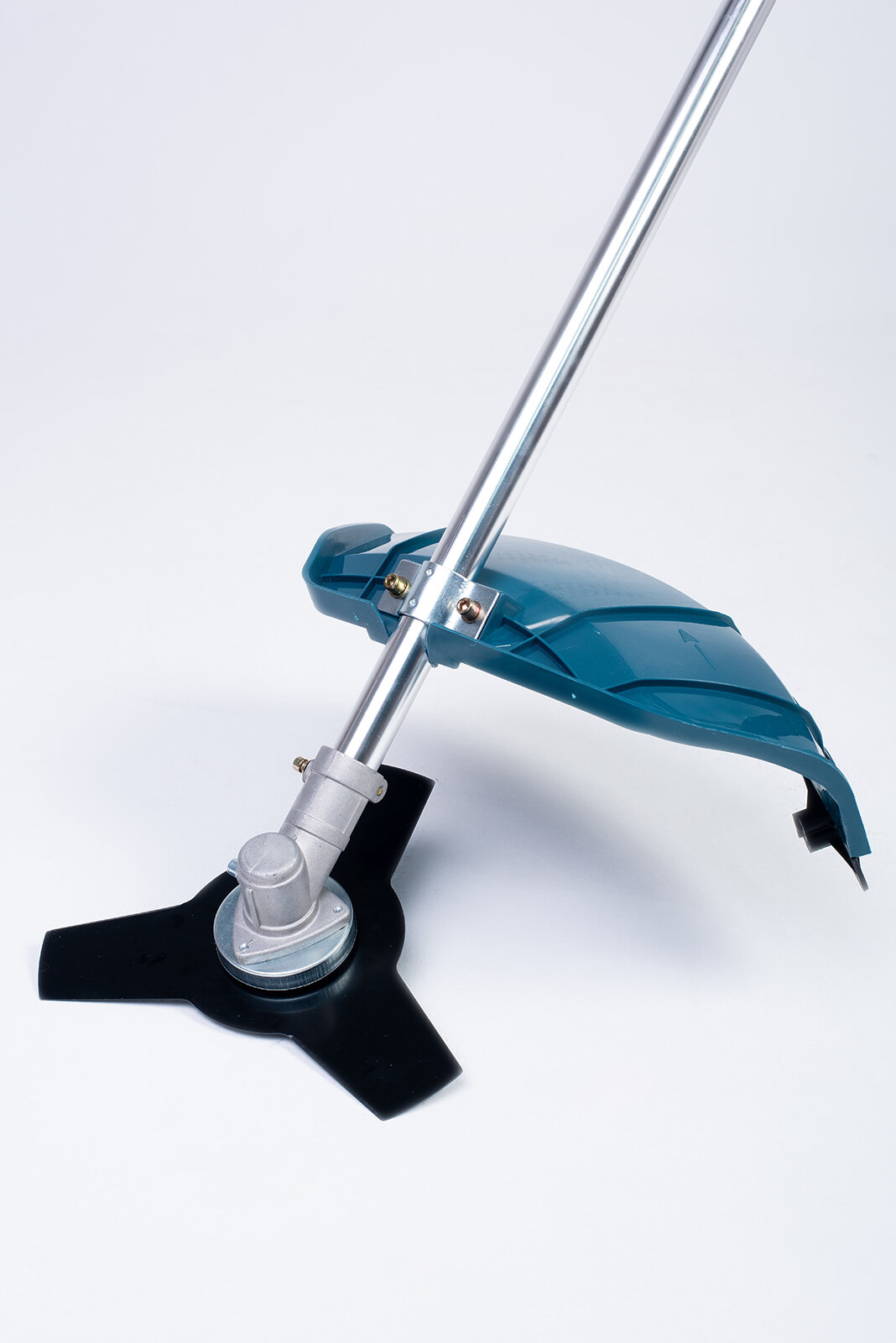 Бензиновый триммер ALTECO GBC 1800 — фото 1