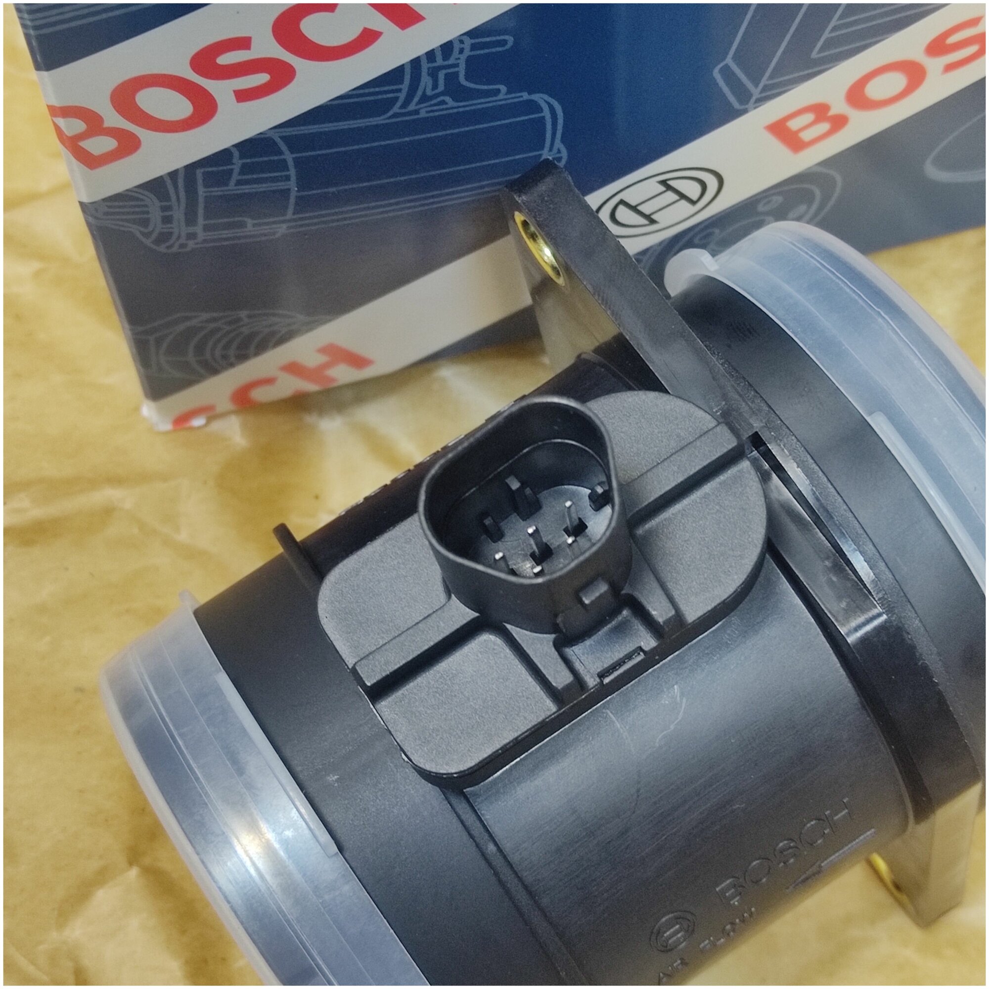 Датчик массового расхода воздуха Bosch 0280218225 для LADA Priora серый ...