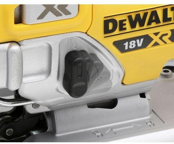 Аккумуляторный электролобзик DeWALT DCS334NT - фотография № 7