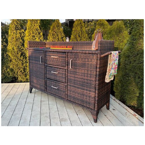 Комод Borgata 3 секции с бортиком STOCHOLM brown держателями для полотенец, плетеный, искусственный ротанг, стеклянная столешница, 190х50х117 см (ШхГхВ)