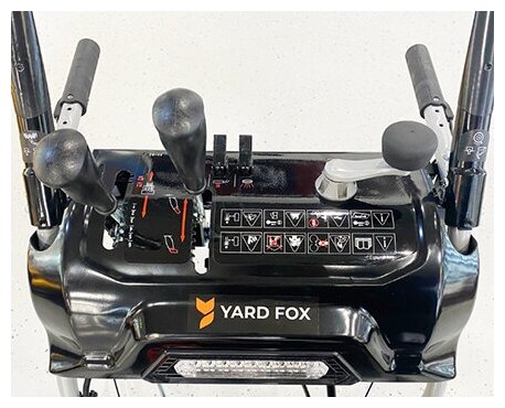 Бензиновый снегоуборщик YARD FOX 6151E