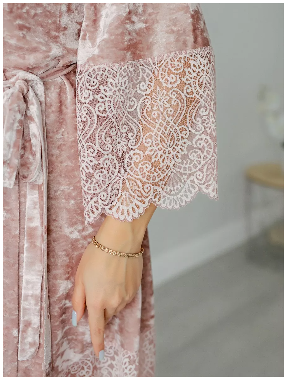 Женский халат с кружевом на запах, цвет пудры, размер 46 - фотография № 8