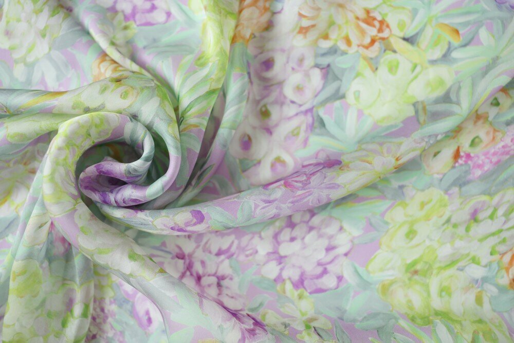 Ткань сиреневый шёлковый шифон с цветами