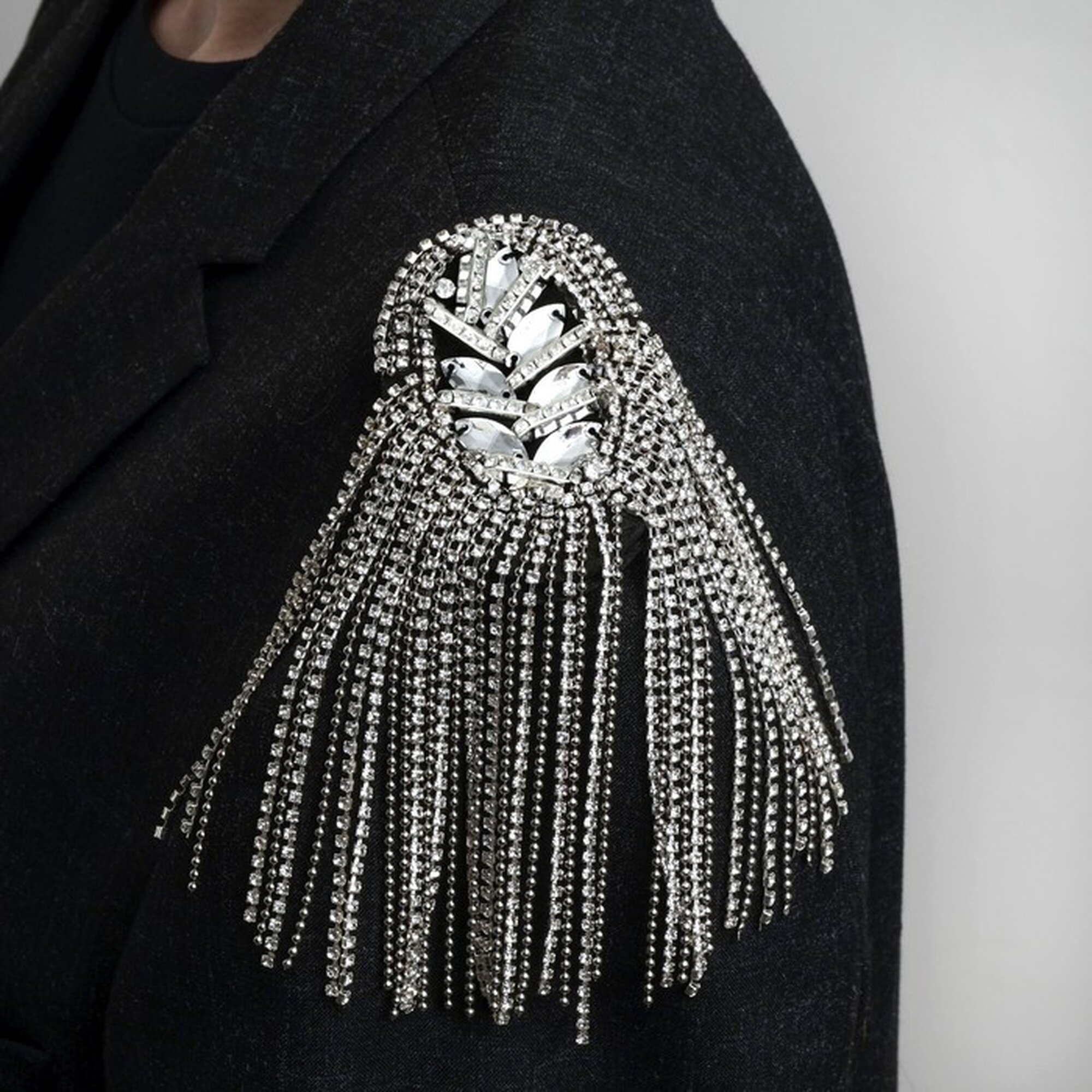 Брошь Queen Fair, стразы